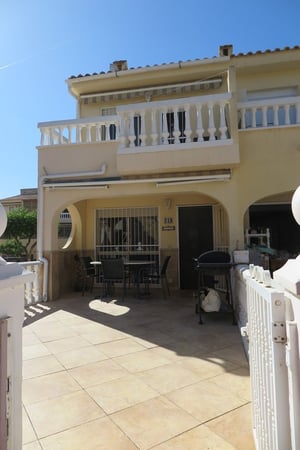 House in El Campello - view 1