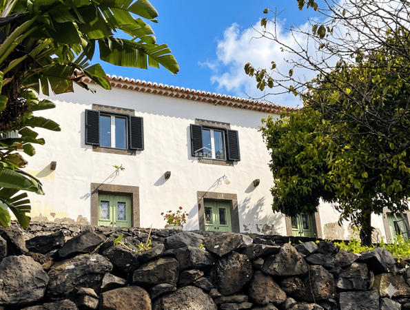 Villa in Estreito da Calheta - view 1