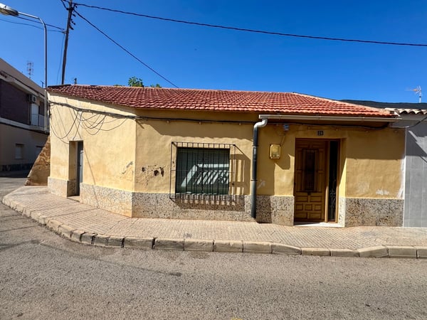 House in Los Belones - view 1