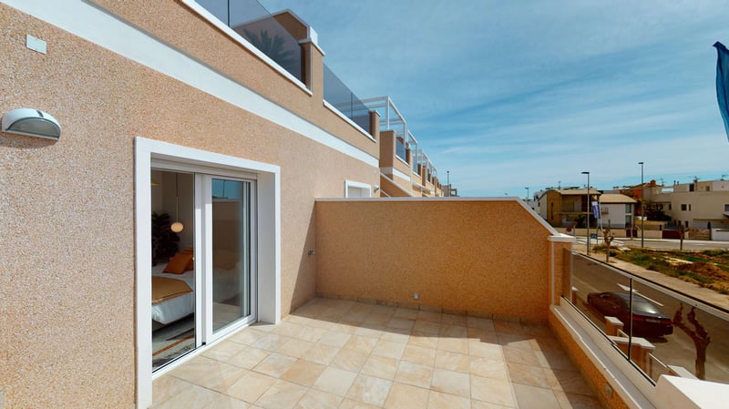 House in Pilar de la Horadada - view 1