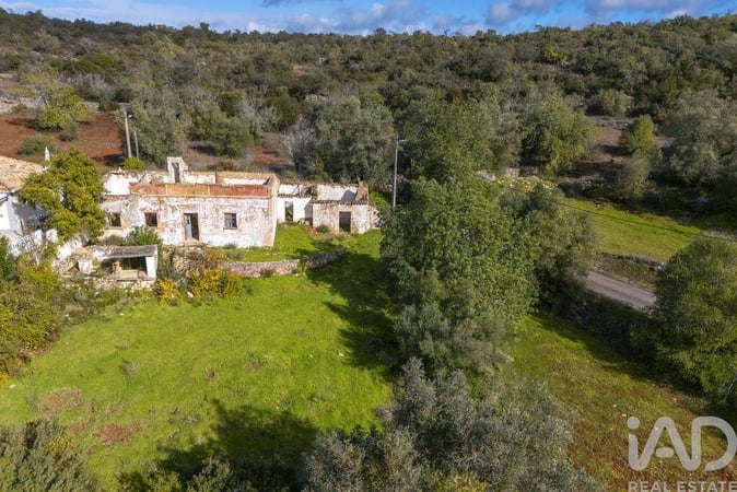 Land in Loule - view 1