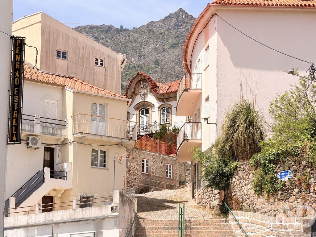 House in Manteigas - Image 2