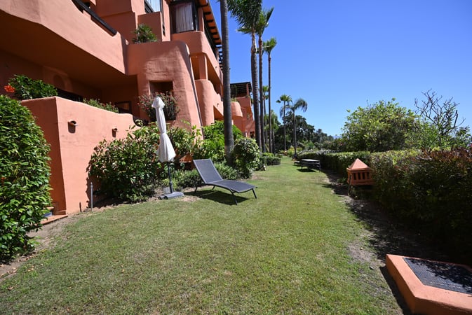 Apartment in Artola - view 1