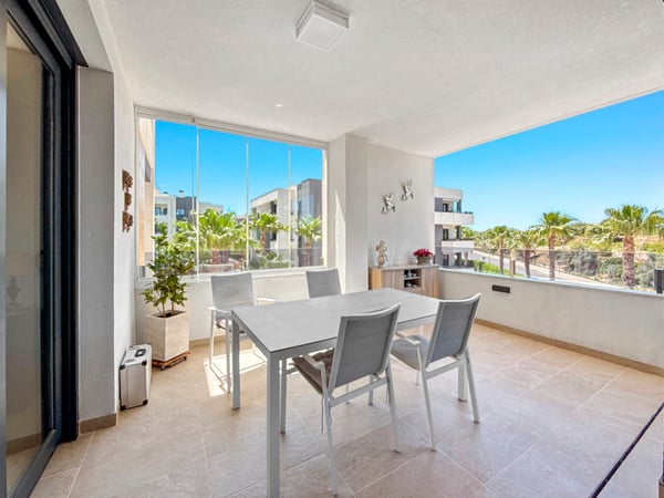Apartment in Residencia los Altos - view 1