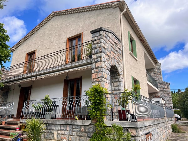 House in Limoux - view 1