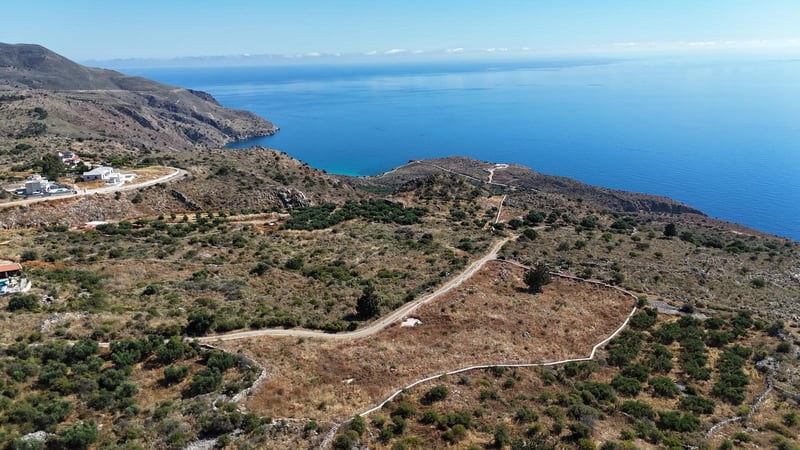 Land in Kefalas - view 1
