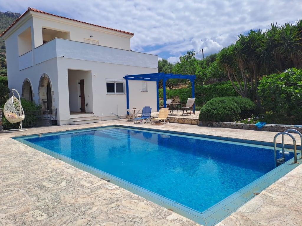 Villa in Kokkinon Khorion - Image 3