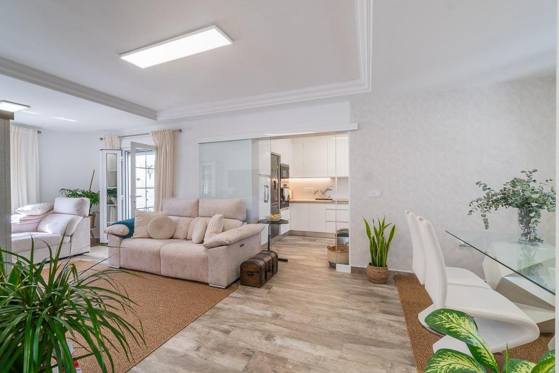 Villa in Villamartin - Image 3