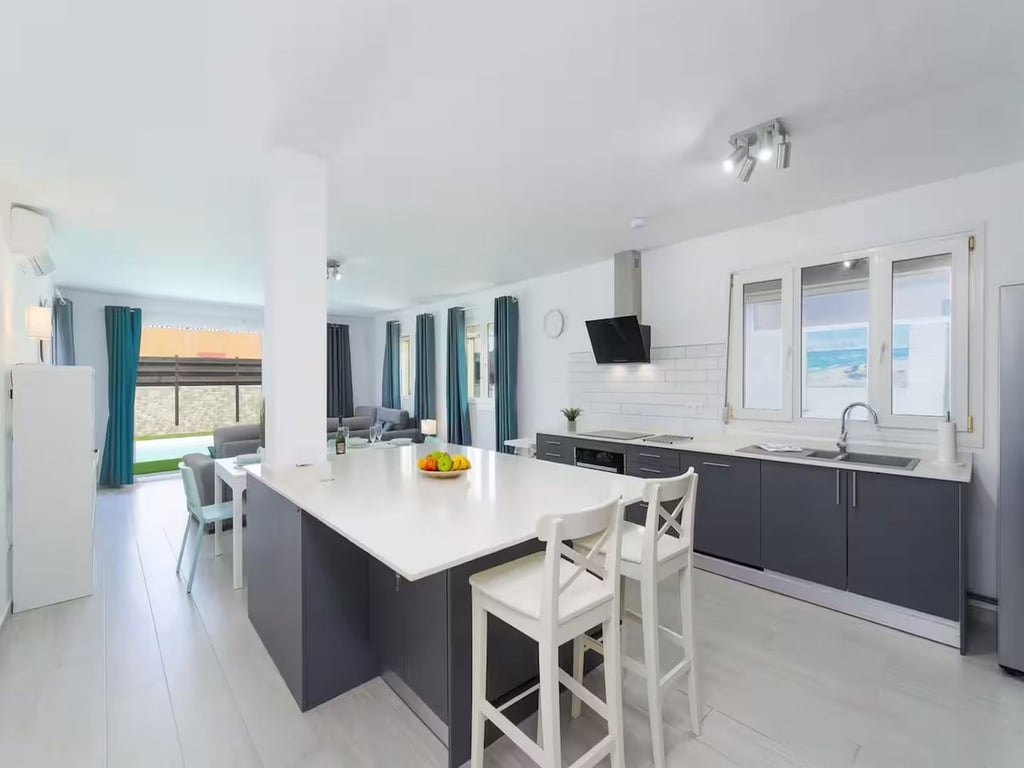 House in Corralejo - Image 3