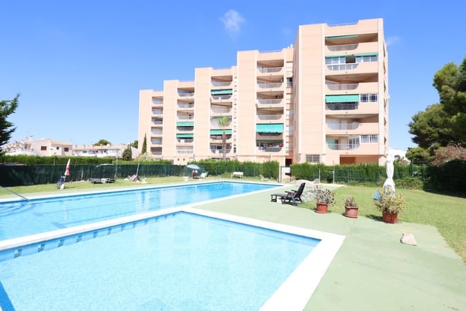 Apartment in Dehesa de Campoamor - view 1