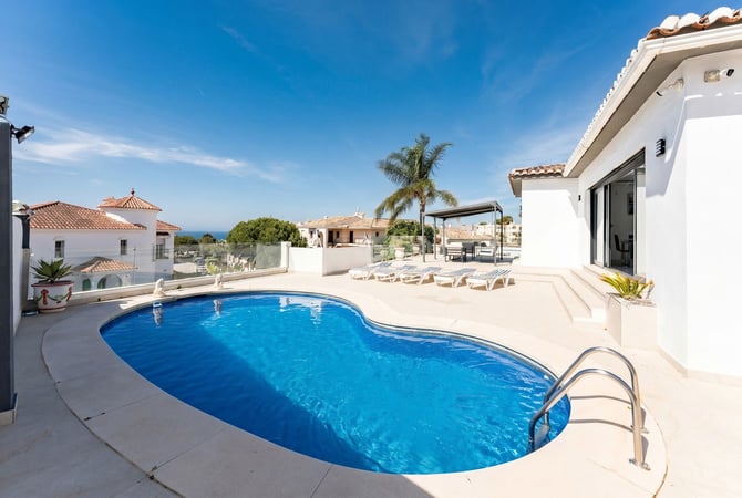 Villa in Riviera del Sol - view 1