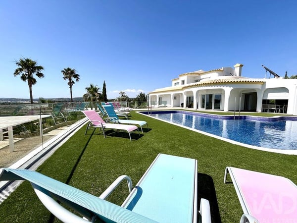 House in Santa Barbara de Nexe - view 1