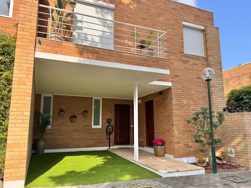 House in Gemeses - Image 2