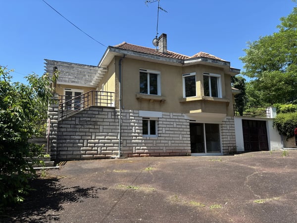 House in Riberac - view 1