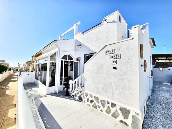 House in Punta Prima - view 1