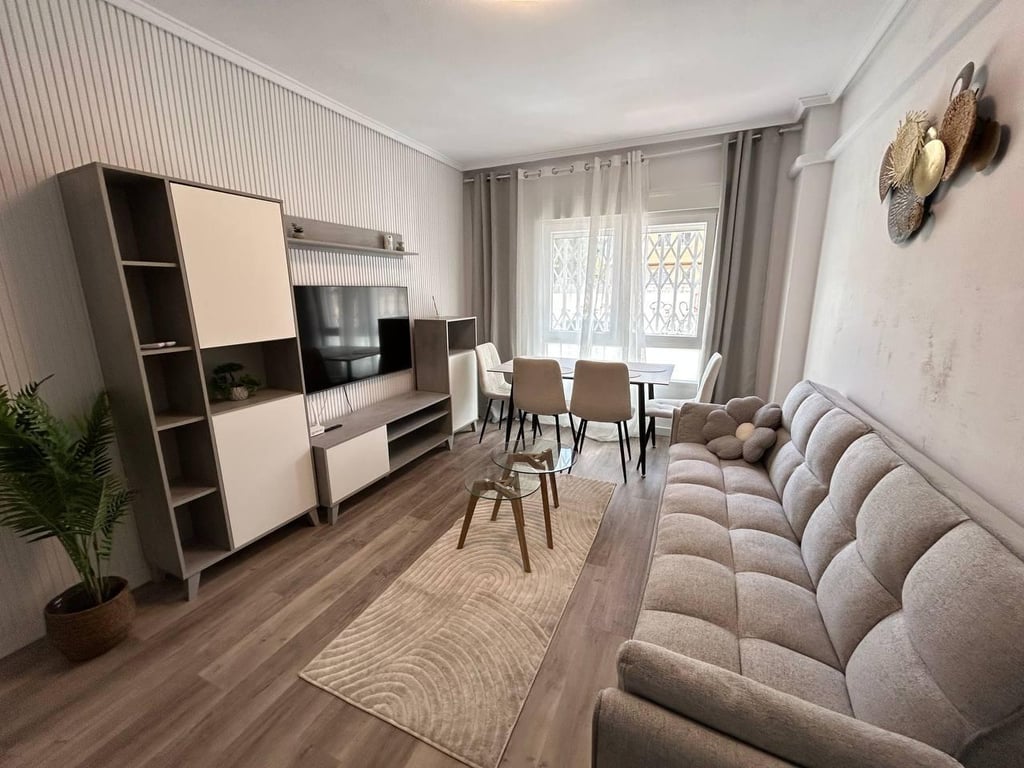 Apartment in Torrevieja - Image 3