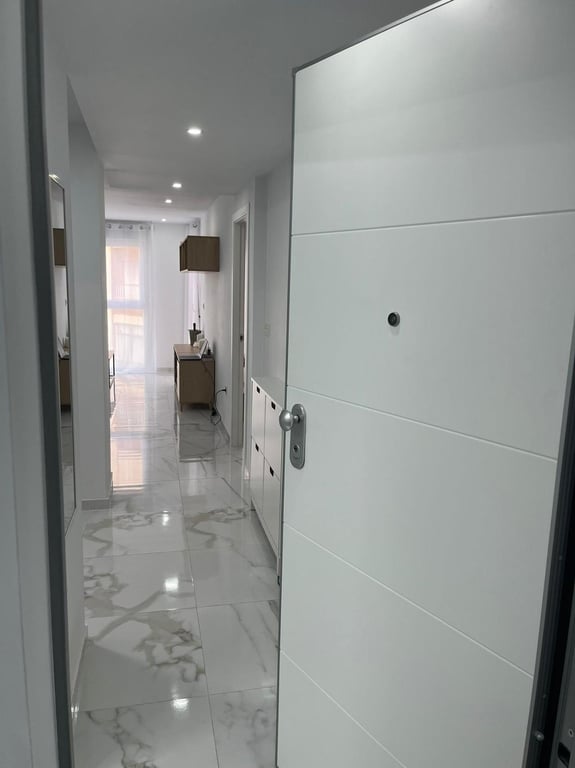 Apartment in Torrevieja - Image 3