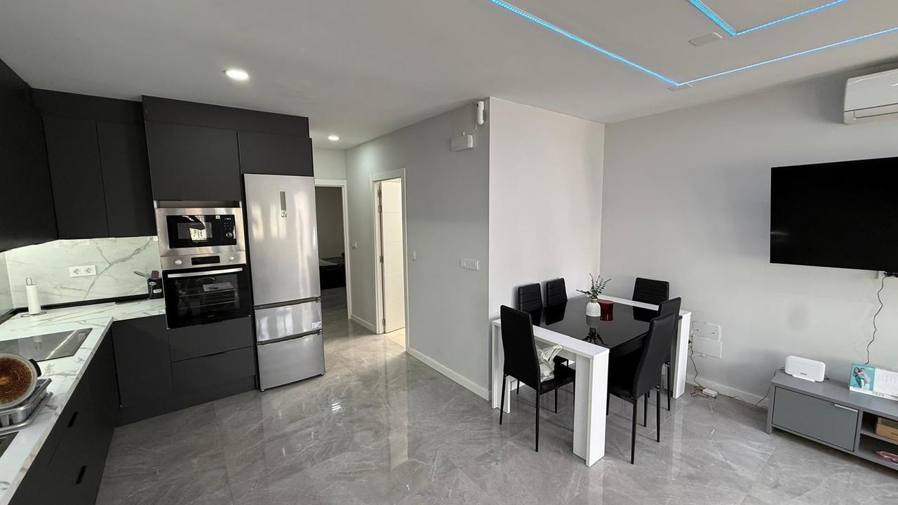 House in Torrevieja - Image 3