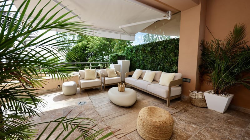 Apartment in Nueva Andalucia - view 1