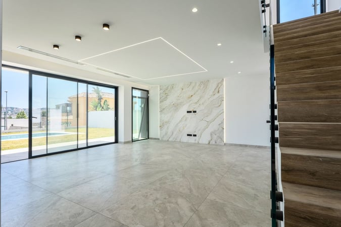 Villa in Mijas Costa - view 1