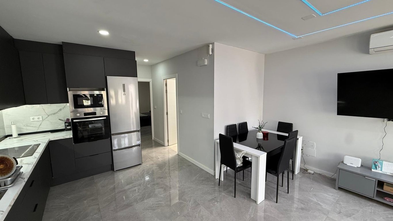House in Torrevieja - Image 3