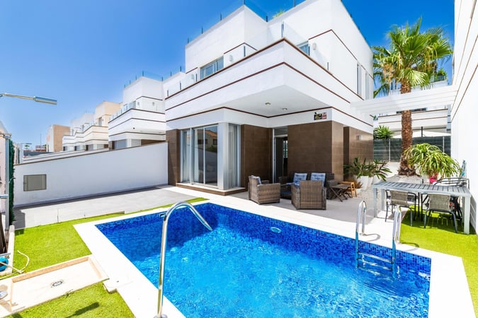 Villa in Ciudad Quesada - view 1