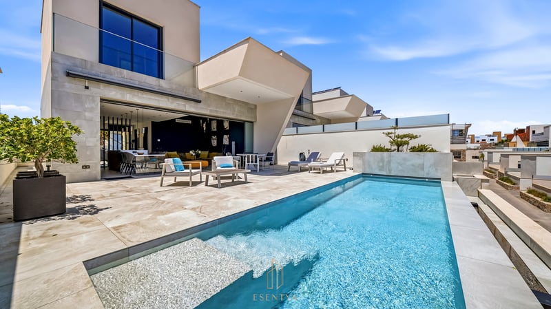 Villa in Rojales - view 1