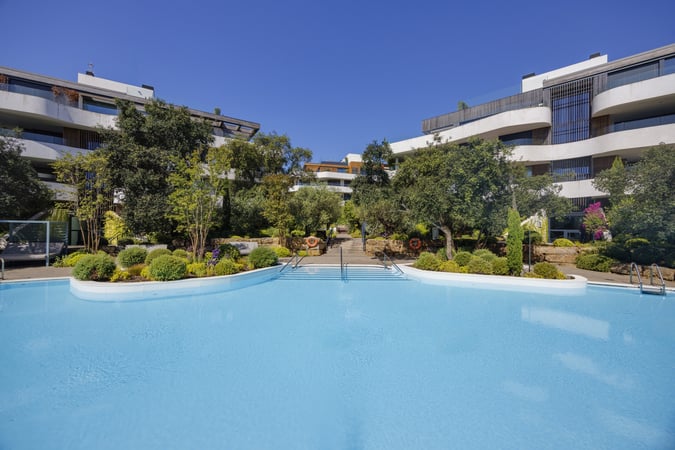 Apartment in San Roque Club - view 1