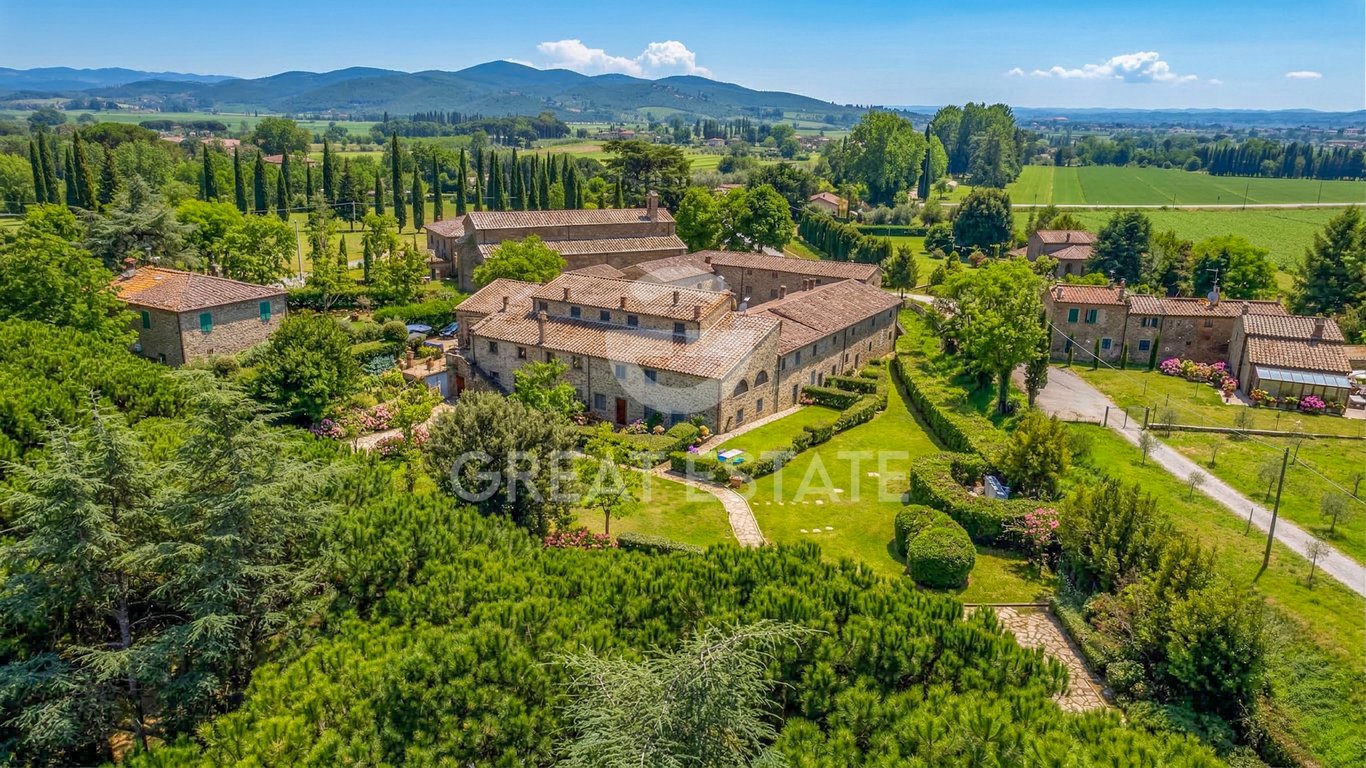 House in Cortona