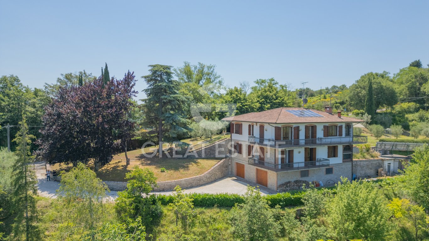 House in Chiusi - Image 3