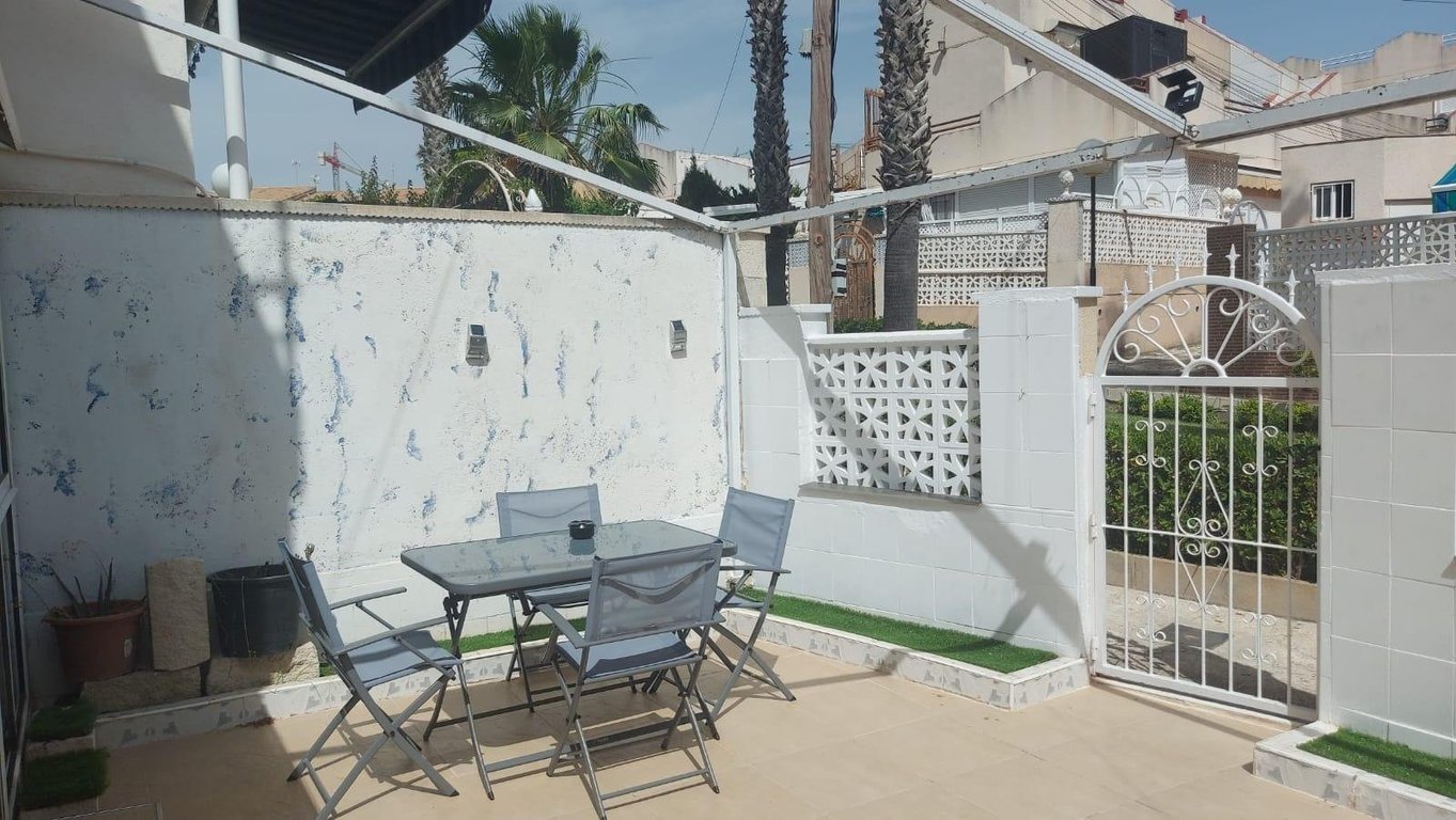House in Torrevieja - Image 2