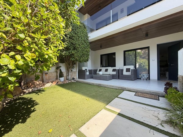 Apartment in Urbanizacion los Balcones - view 1