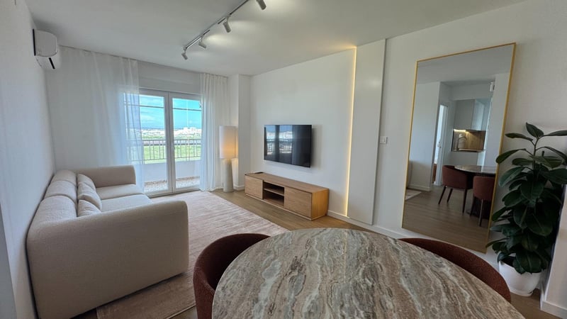 Apartment in Villamartin - view 1