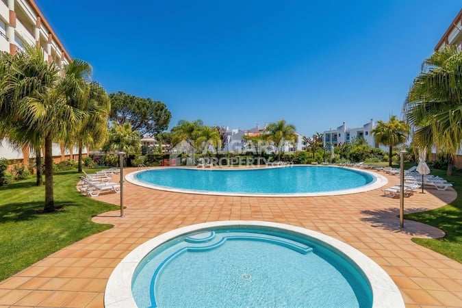 Apartment in Vilamoura - view 1