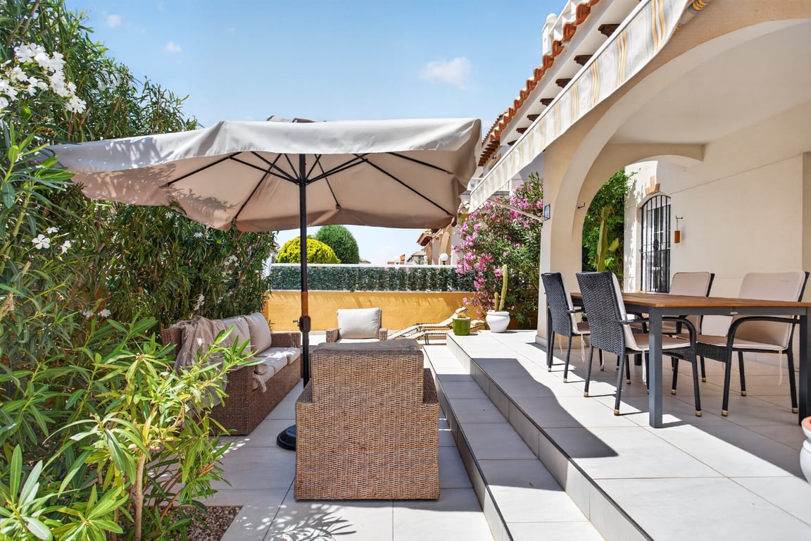 Villa in Dehesa de Campoamor - Image 3