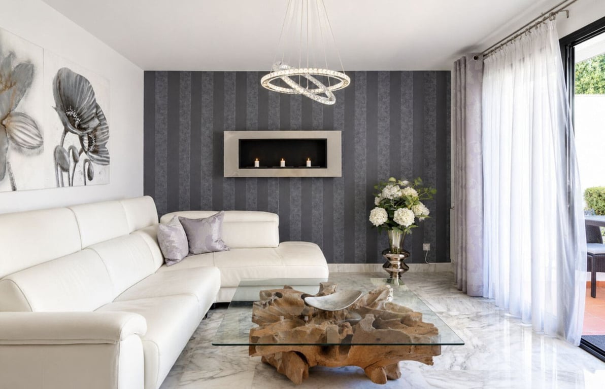 House in Guadalmansa - Image 2