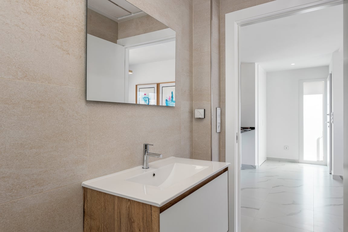 Apartment in San Miguel de Salinas - Image 3