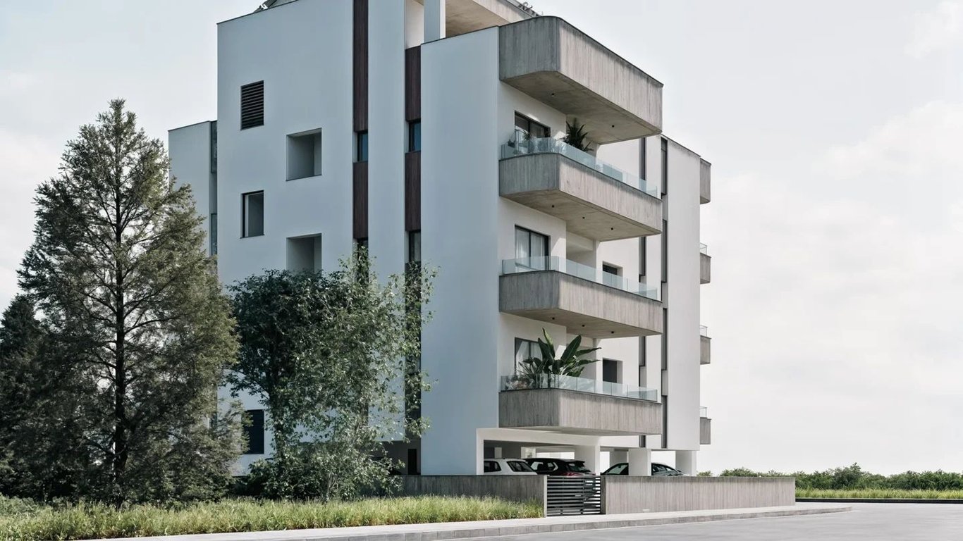 House in Zakaki - Image 3