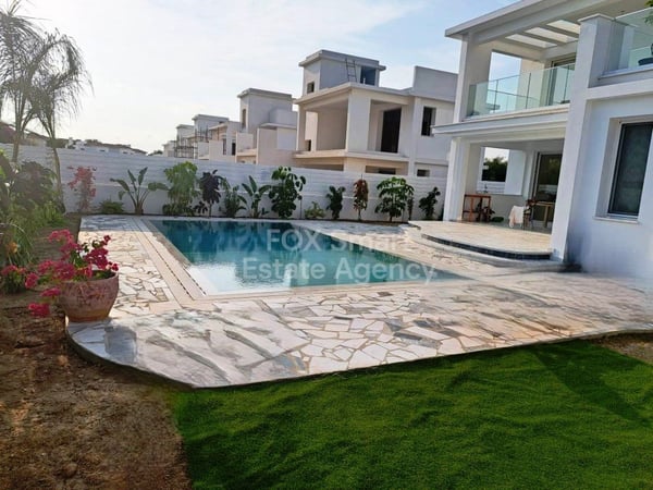 House in Perivolia - view 1