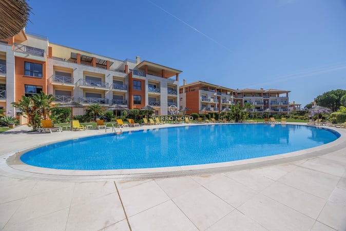 Apartment in Oura - view 1