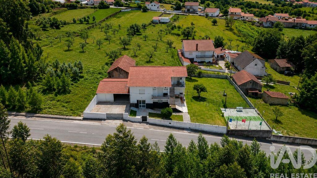 House in Penela - Image 3