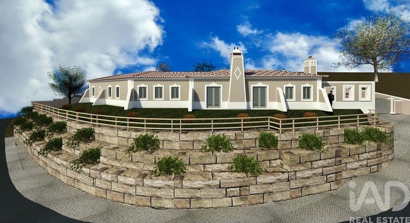 House in Salir de Matos - view 1