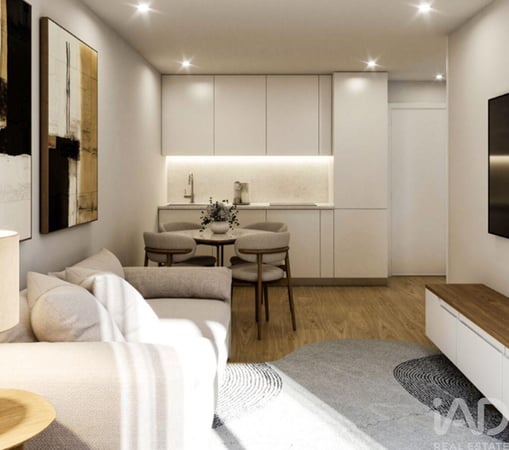 Apartment in Santo Antonio dos Olivais - view 1