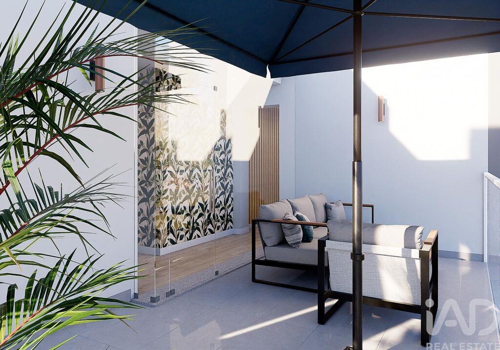 House in Setubal - Image 2