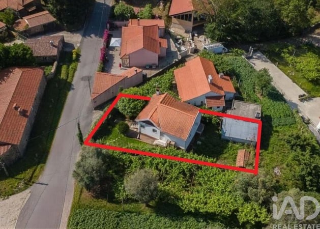 House in Covas - view 1