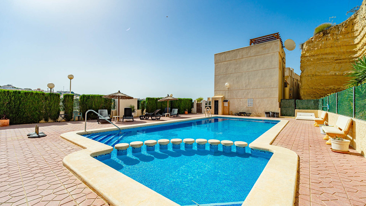 Apartment in Ciudad Quesada - Image 2