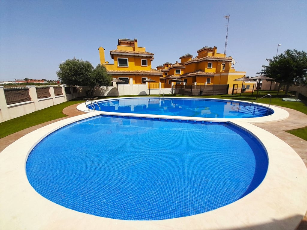 Villa in Ciudad Quesada - Image 3