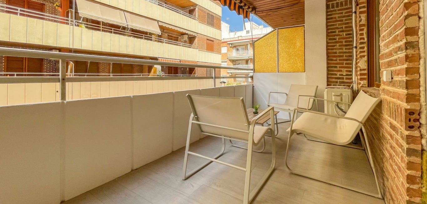 Apartment in Torrevieja - Image 2