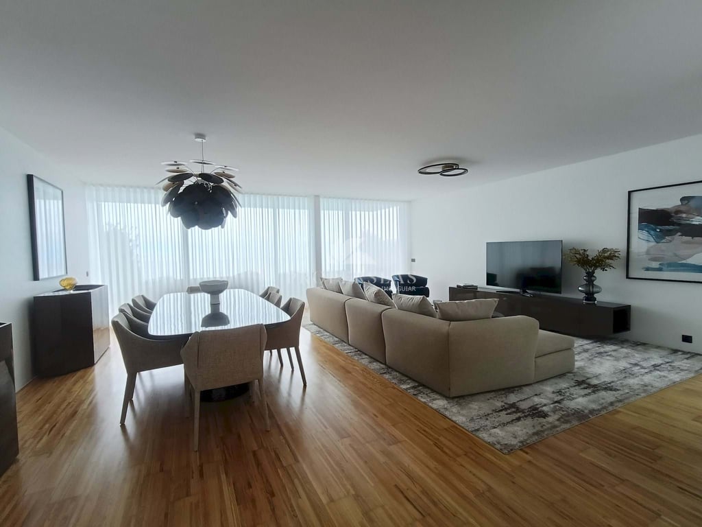 Villa in Sao Martinho - Image 2