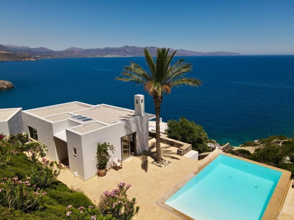 House in Agios Nikolaos - view 1